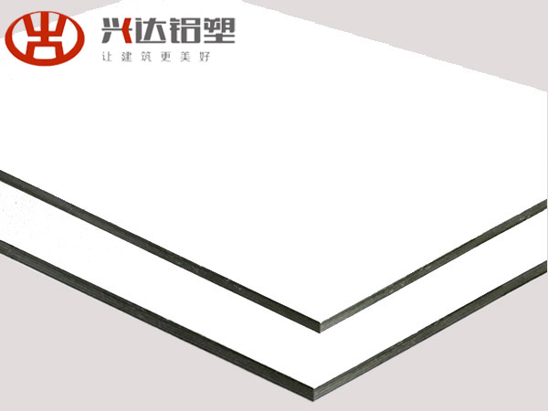 铝塑板吊顶好不好 看特性，再来辨别判断