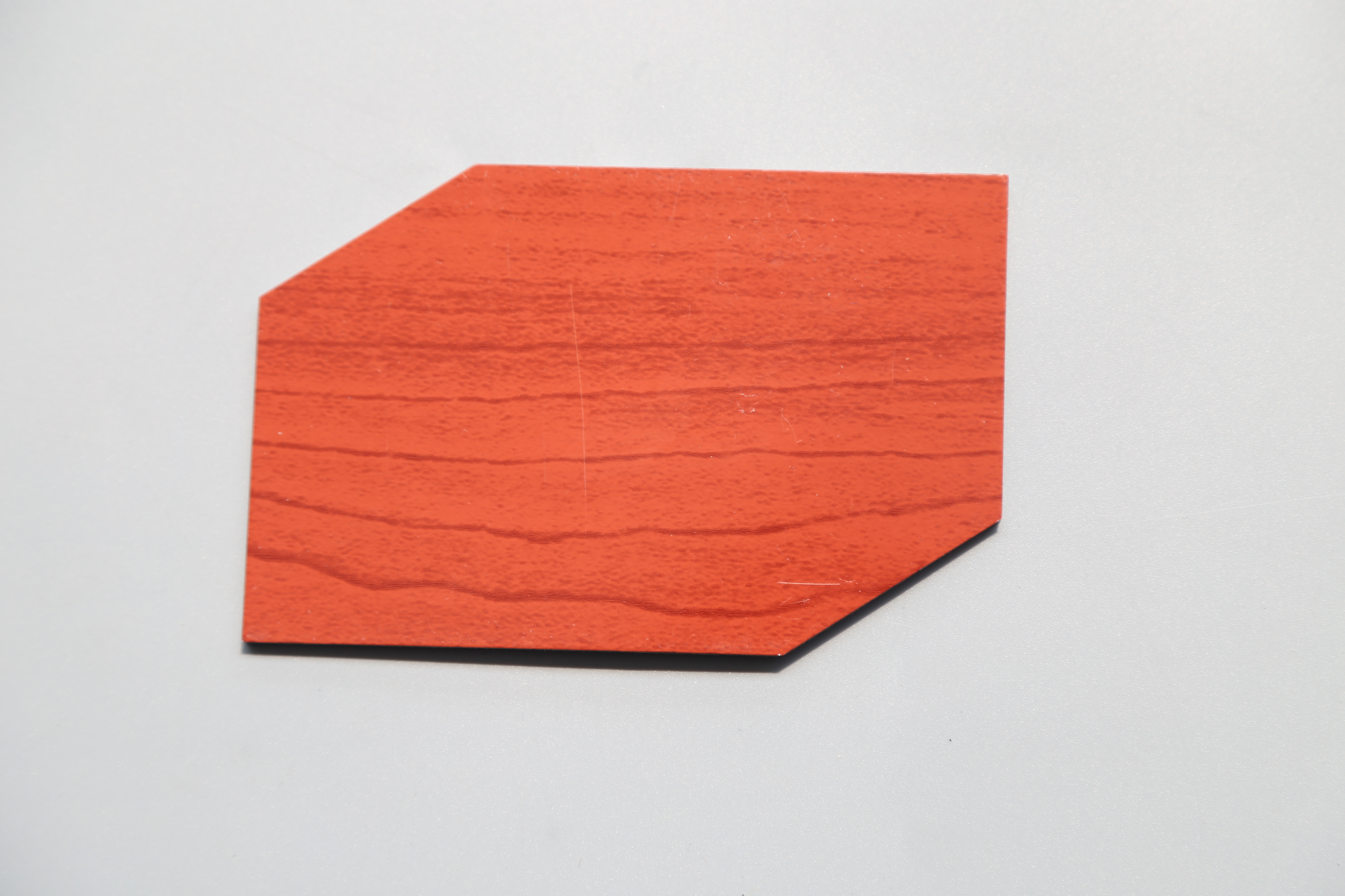 使用铝塑板更看重环保性还是实用性